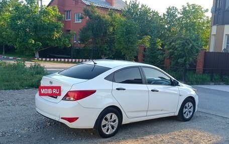 Hyundai Solaris II рестайлинг, 2016 год, 800 000 рублей, 5 фотография