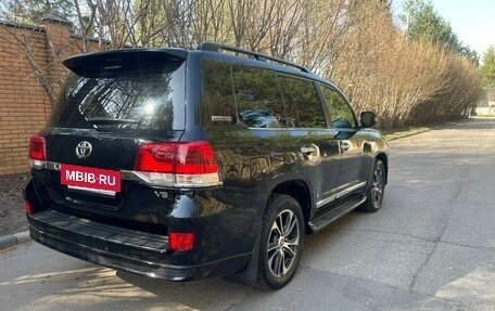 Toyota Land Cruiser 200, 2019 год, 7 525 000 рублей, 3 фотография