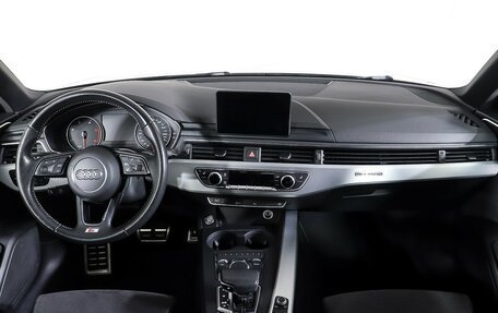 Audi A4, 2018 год, 2 769 000 рублей, 13 фотография
