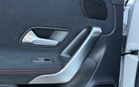Mercedes-Benz CLA, 2020 год, 3 770 000 рублей, 10 фотография