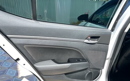 Hyundai Elantra VI рестайлинг, 2017 год, 1 500 000 рублей, 5 фотография