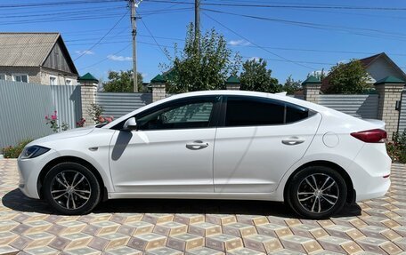 Hyundai Elantra VI рестайлинг, 2017 год, 1 500 000 рублей, 21 фотография