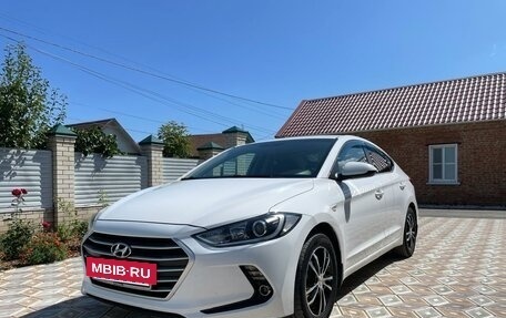 Hyundai Elantra VI рестайлинг, 2017 год, 1 500 000 рублей, 22 фотография