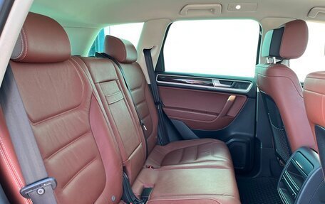 Volkswagen Touareg III, 2015 год, 2 875 800 рублей, 9 фотография