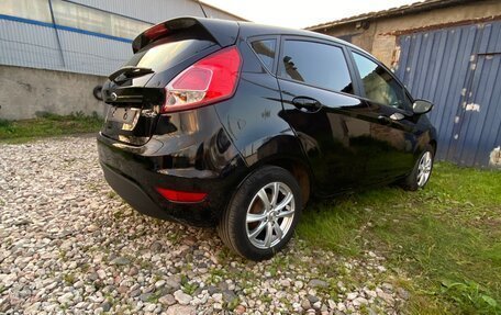 Ford Fiesta, 2017 год, 990 000 рублей, 4 фотография