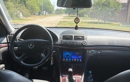 Mercedes-Benz E-Класс, 2005 год, 840 000 рублей, 7 фотография