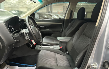 Mitsubishi Outlander III рестайлинг 3, 2012 год, 1 150 000 рублей, 9 фотография