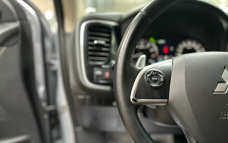 Mitsubishi Outlander III рестайлинг 3, 2012 год, 1 150 000 рублей, 15 фотография
