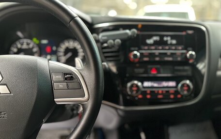 Mitsubishi Outlander III рестайлинг 3, 2012 год, 1 150 000 рублей, 16 фотография