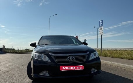 Toyota Camry, 2012 год, 1 490 000 рублей, 10 фотография