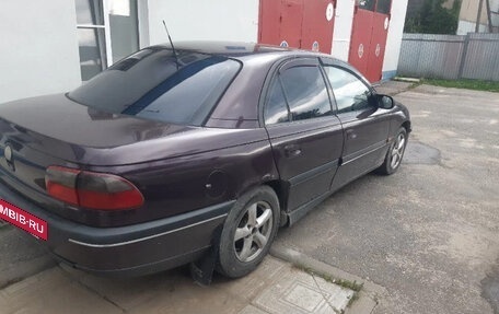 Opel Omega B, 1994 год, 140 000 рублей, 2 фотография