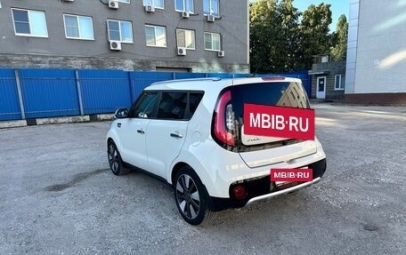 KIA Soul II рестайлинг, 2018 год, 1 619 000 рублей, 7 фотография