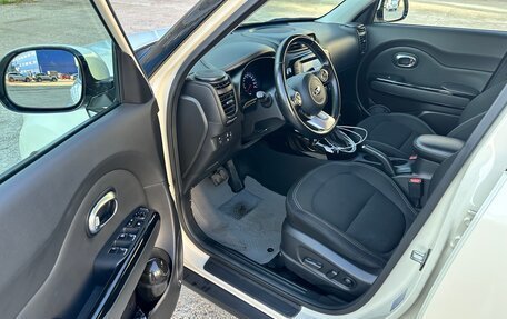 KIA Soul II рестайлинг, 2018 год, 1 619 000 рублей, 11 фотография