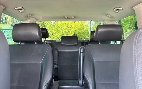 Volkswagen Multivan T5, 2011 год, 2 300 000 рублей, 19 фотография