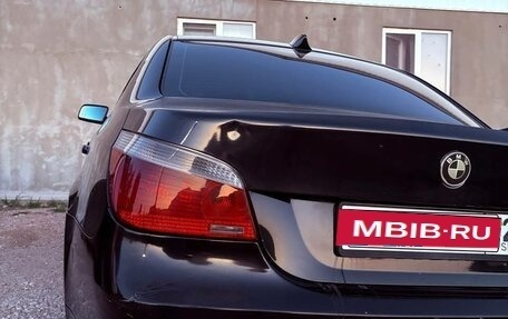 BMW 5 серия, 2005 год, 1 200 000 рублей, 10 фотография