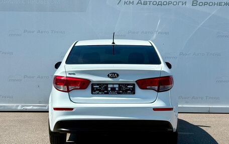 KIA Rio III рестайлинг, 2016 год, 1 015 000 рублей, 6 фотография