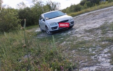 Ford Focus II рестайлинг, 2005 год, 500 000 рублей, 2 фотография