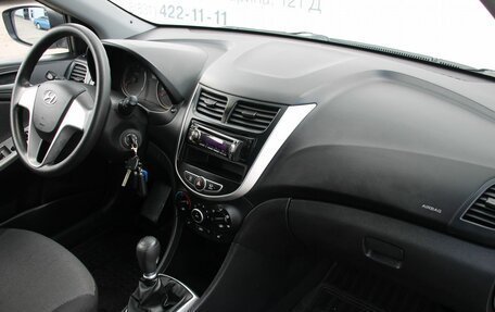 Hyundai Solaris II рестайлинг, 2011 год, 819 000 рублей, 8 фотография