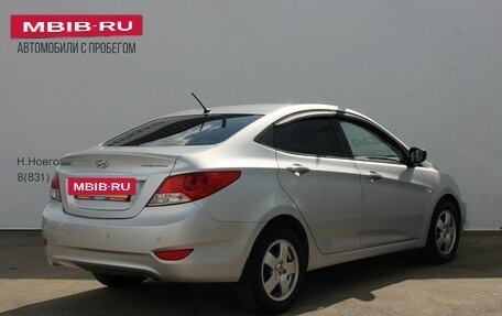 Hyundai Solaris II рестайлинг, 2011 год, 819 000 рублей, 5 фотография