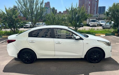 KIA Rio IV, 2019 год, 980 000 рублей, 3 фотография