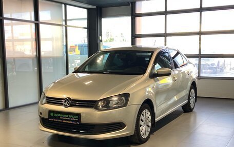 Volkswagen Polo VI (EU Market), 2013 год, 750 000 рублей, 1 фотография