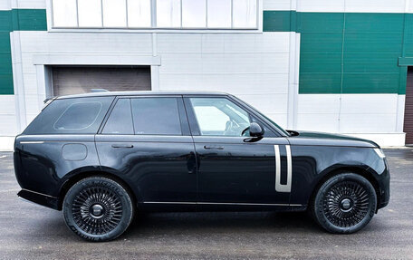 Land Rover Range Rover IV рестайлинг, 2022 год, 10 770 000 рублей, 3 фотография