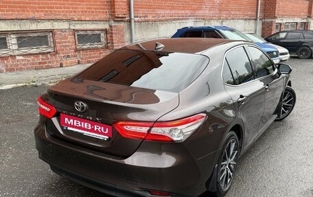 Toyota Camry, 2021 год, 3 350 000 рублей, 3 фотография