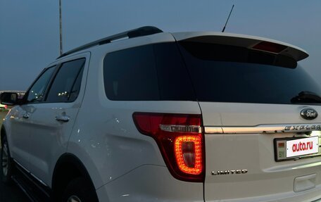 Ford Explorer VI, 2013 год, 1 600 000 рублей, 5 фотография