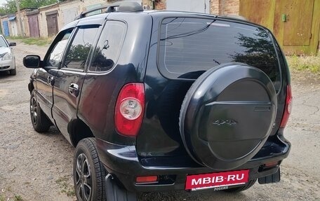 Chevrolet Niva I рестайлинг, 2005 год, 500 000 рублей, 4 фотография