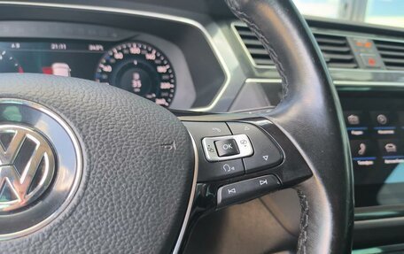 Volkswagen Tiguan II, 2018 год, 2 140 000 рублей, 25 фотография