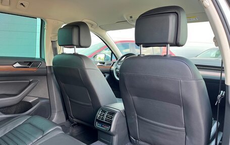 Volkswagen Passat B8 рестайлинг, 2018 год, 2 987 800 рублей, 10 фотография