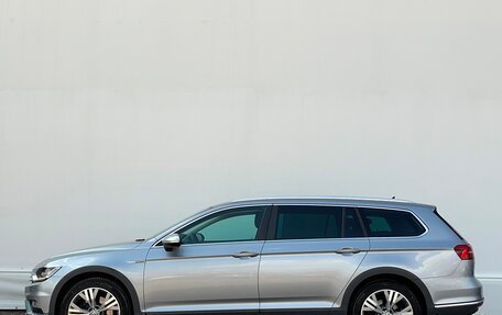 Volkswagen Passat B8 рестайлинг, 2018 год, 2 987 800 рублей, 14 фотография