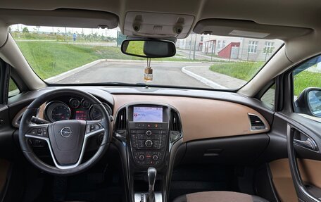Opel Astra J, 2013 год, 600 000 рублей, 10 фотография