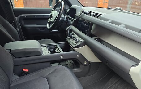 Land Rover Defender II, 2020 год, 4 880 000 рублей, 10 фотография