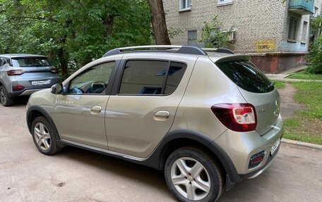 Renault Sandero II рестайлинг, 2017 год, 899 000 рублей, 1 фотография