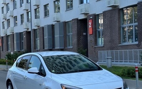 Opel Astra J, 2012 год, 490 000 рублей, 4 фотография