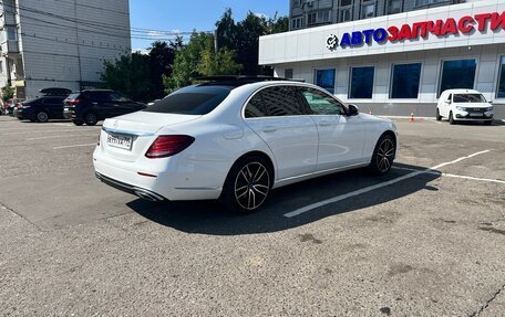 Mercedes-Benz E-Класс, 2016 год, 3 000 000 рублей, 7 фотография
