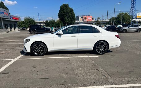 Mercedes-Benz E-Класс, 2016 год, 3 000 000 рублей, 4 фотография