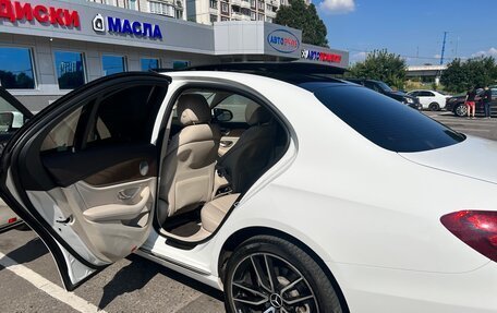 Mercedes-Benz E-Класс, 2016 год, 3 000 000 рублей, 11 фотография