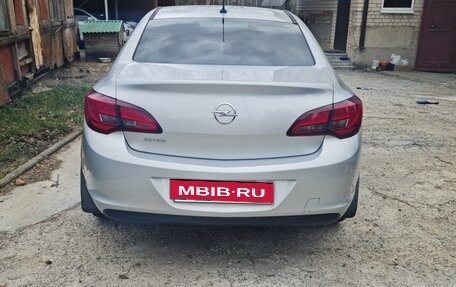 Opel Astra J, 2013 год, 850 000 рублей, 5 фотография