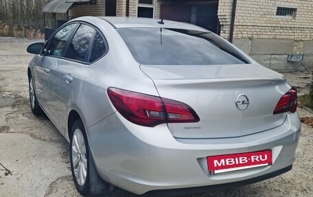Opel Astra J, 2013 год, 850 000 рублей, 4 фотография