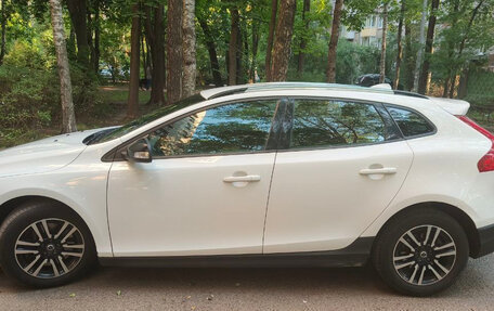 Volvo V40 Cross Country I, 2017 год, 1 720 000 рублей, 4 фотография