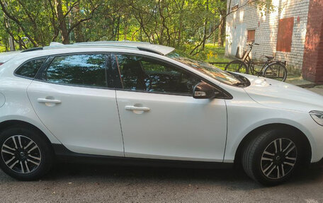 Volvo V40 Cross Country I, 2017 год, 1 720 000 рублей, 7 фотография