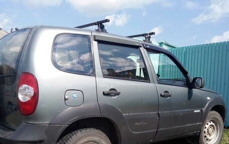 Chevrolet Niva I рестайлинг, 2011 год, 450 000 рублей, 1 фотография