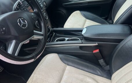 Mercedes-Benz GL-Класс, 2011 год, 1 900 000 рублей, 16 фотография