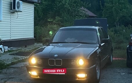 BMW 5 серия, 1988 год, 500 000 рублей, 12 фотография