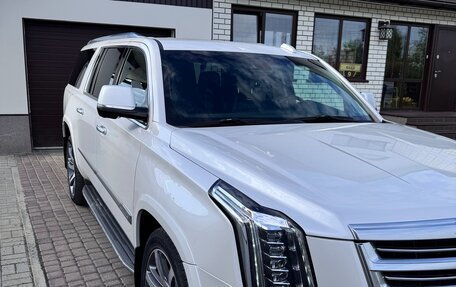 Cadillac Escalade IV, 2016 год, 3 600 000 рублей, 4 фотография