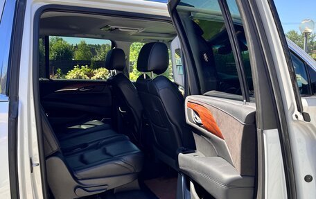 Cadillac Escalade IV, 2016 год, 3 600 000 рублей, 17 фотография