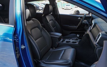 KIA Sportage IV рестайлинг, 2018 год, 1 997 000 рублей, 8 фотография