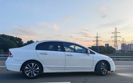 Honda Civic VIII, 2008 год, 1 350 000 рублей, 2 фотография